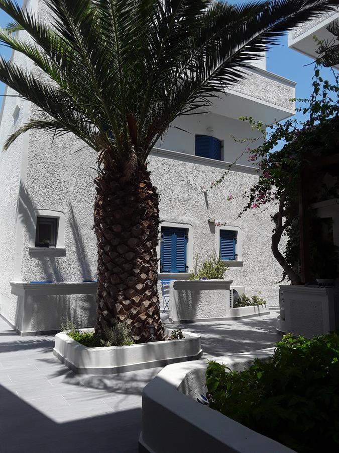 Azalea Hotel Камари Экстерьер фото